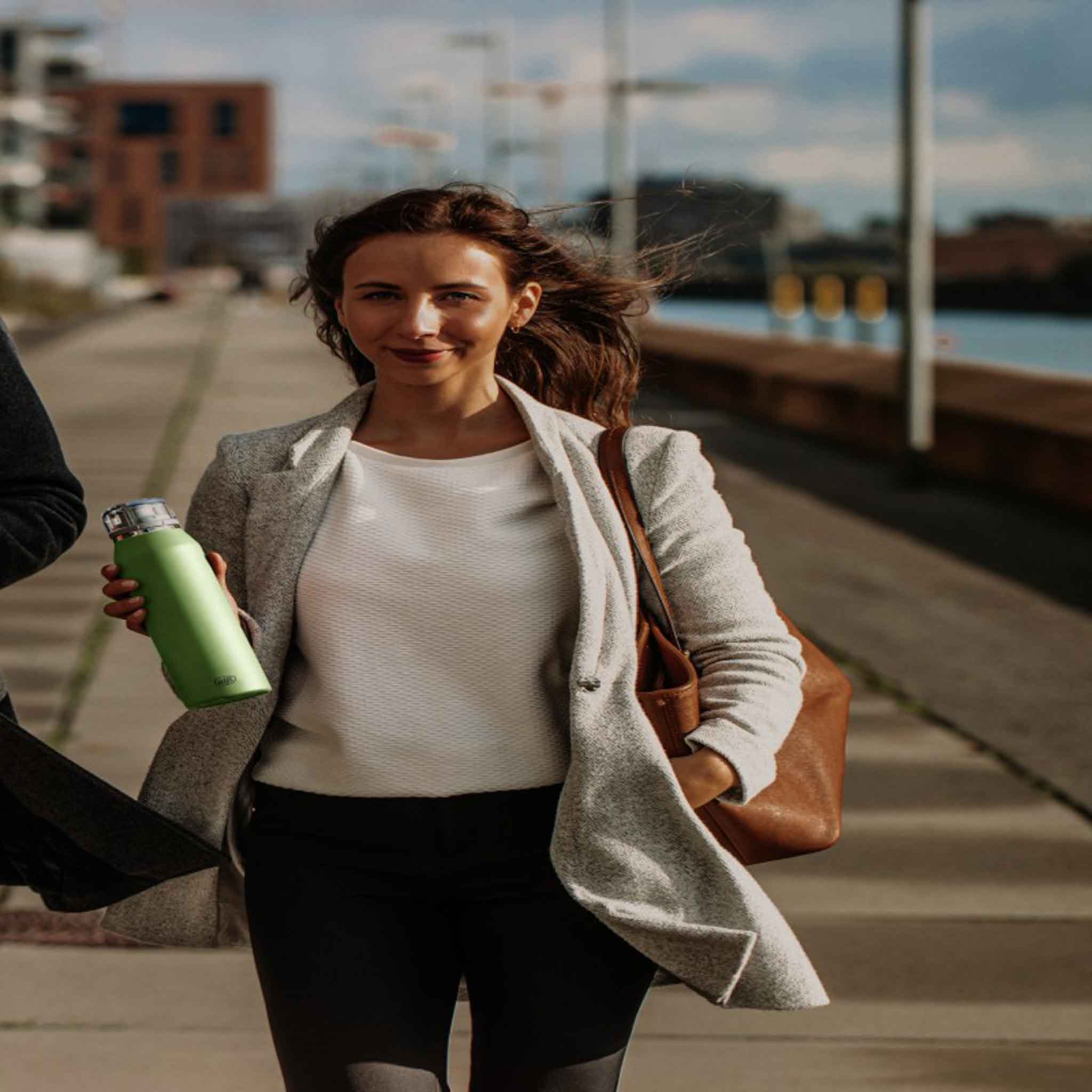 INSULATED BOTTLE ENDLESS - GREEN MAT