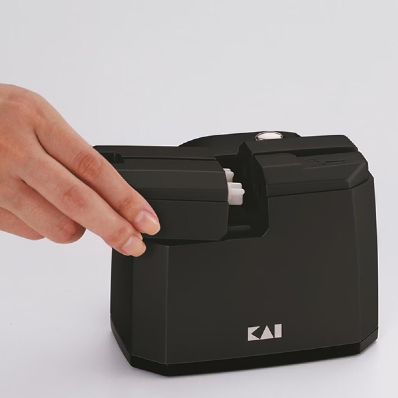 ELECTRIC KNIFE SHARPENER