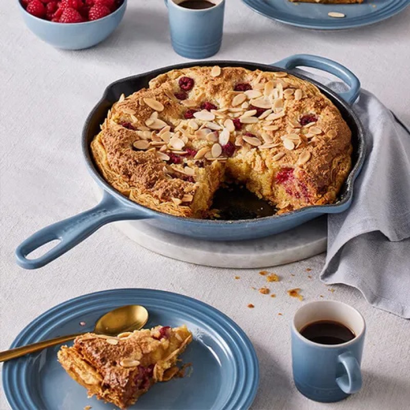23CM SIGNATURE CAST IRON ROUND SKILLET - CHAMBRAY