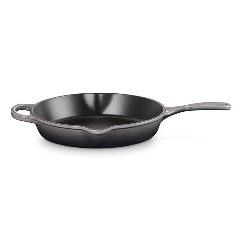 26CM SIGNATURE CAST IRON ROUND SKILLET - FLINT