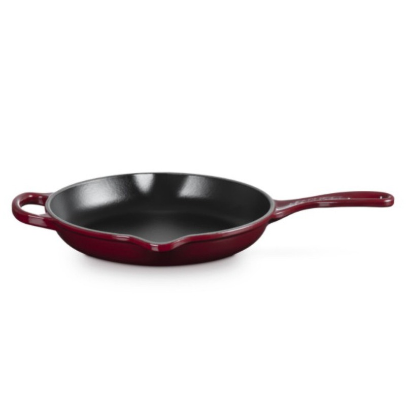 23CM SIGNATURE CAST IRON ROUND SKILLET - GARNET