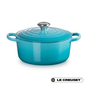 24CM SIGNATURE ENAMELLED CAST IRON ROUND CASSEROLE...